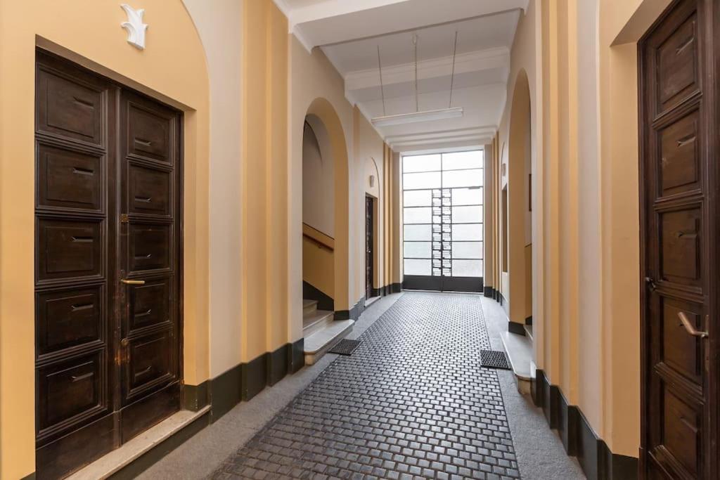 In Verticale Turin Exterior photo